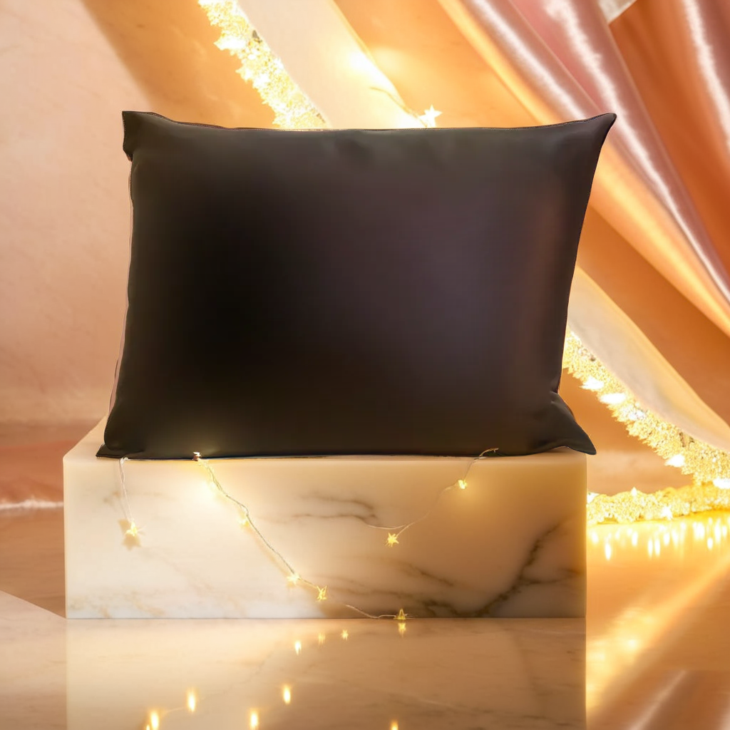 Billowcase- Black- Zipper Closure